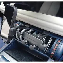 車載用スマホホルダー【エアコン吹き出し口取り付け・防振機能付き・ナビ対応】