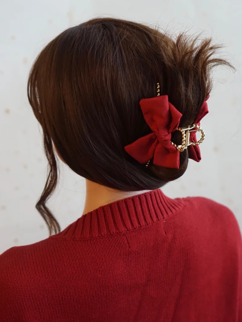 オリジナル手作りリボンヘアピン：ハンドメイドアクセサリーの定番アイテムとしての実用性とデザイン性