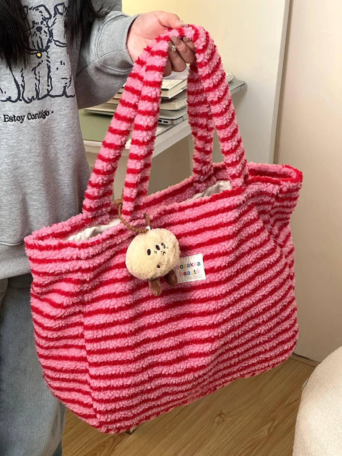 かわいいトートバッグで通勤も日常も輝くのは、どう選ぶ？