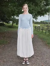 天絲と羊毛混紡の薄手長袖Tシャツ【フィット感あり・秋用・女性用】（セットアップ対応）