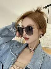 顔を小さく見せる偏光サングラス【紫外線対策・男女兼用・丸型デザイン】