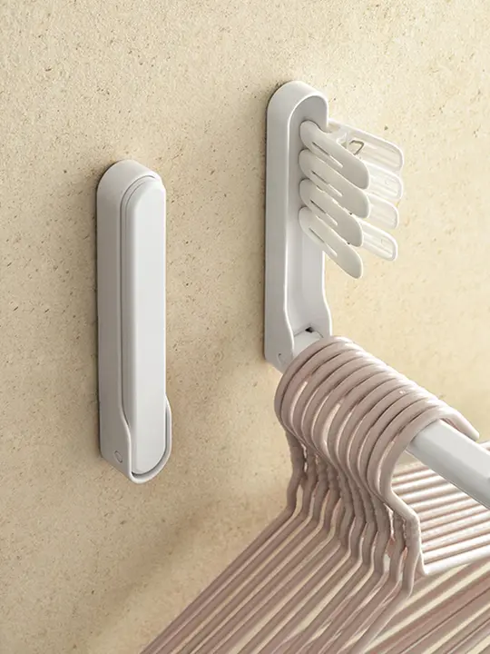 バルコニー用 折りたたみ式衣類収納ラック【穴あけ不要・多機能・省スペース】