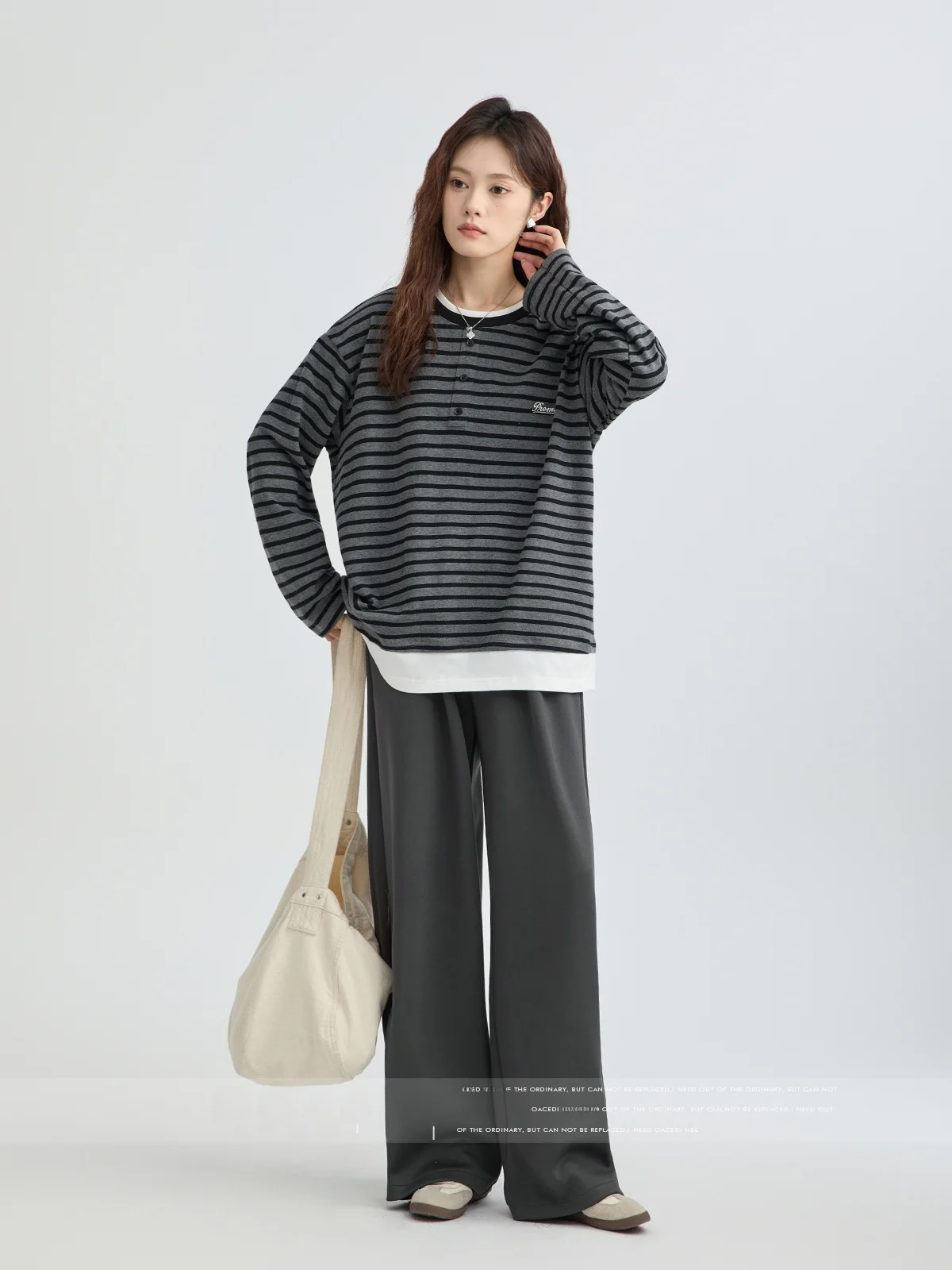 「tシャツ ロンt 重ね着 ダサい」という悩み、どうやって解決する？