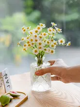 花飾り 小さなデイジー リビング用装飾 グリーン植物 偽造花 美しい形状