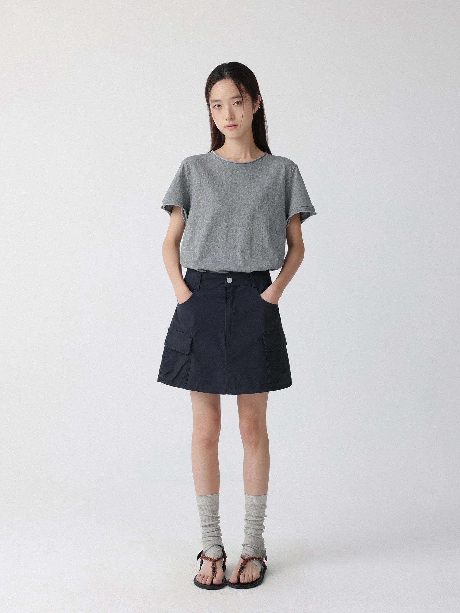 コットン 製工装スカートパンツ サイズ40に合う特徴と実際のフィット感