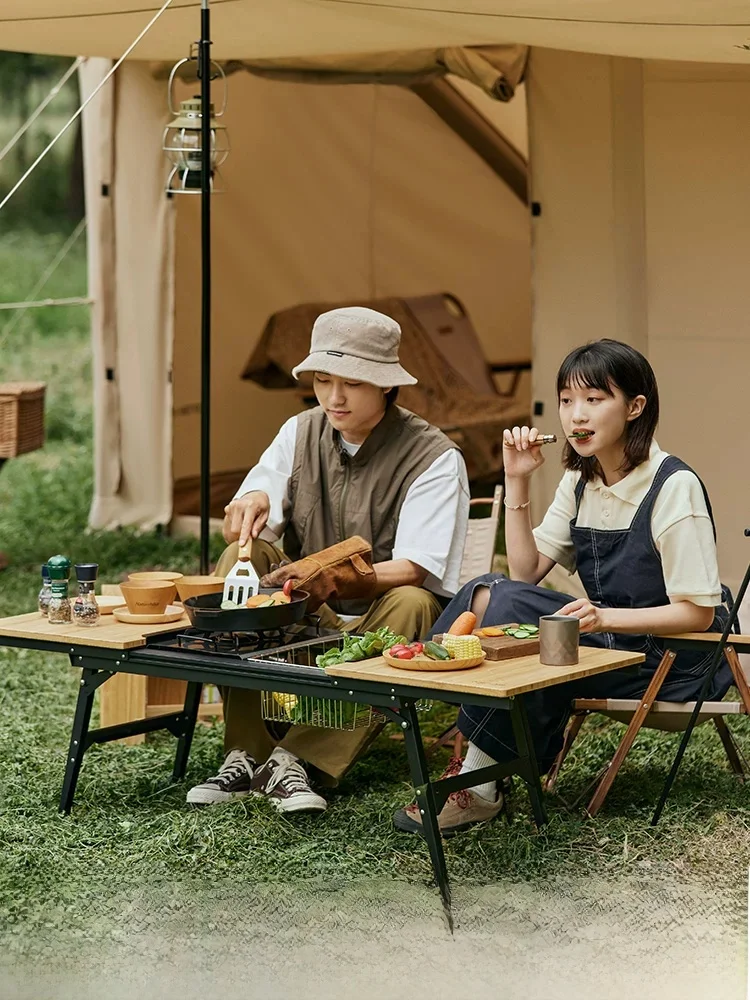 Naturehike 竹製折りたたみテーブル：コンパクトで軽量なアウトドアテーブルの実用性と設置場所選定ガイド