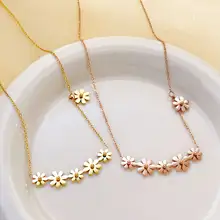 チタン製 菊のモチーフネックレス【流れるようなデザイン・華やか】