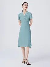 フレンチスタイルのフラワープリントワンピース【夏用・五部袖】