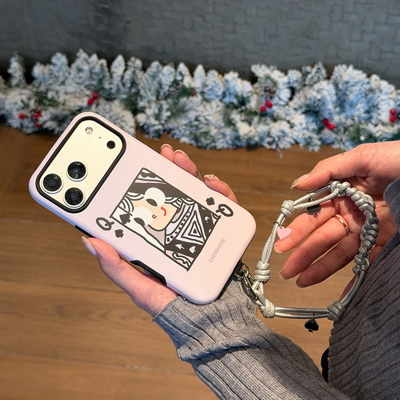 iPhone14 手帳型ケース かわいい：ストラップ付きのPC素材ケースの実用性とデザイン解析