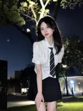 学院風ショートスリーブブラウス【ウエストシェイプ・スリムフィット・女性用】