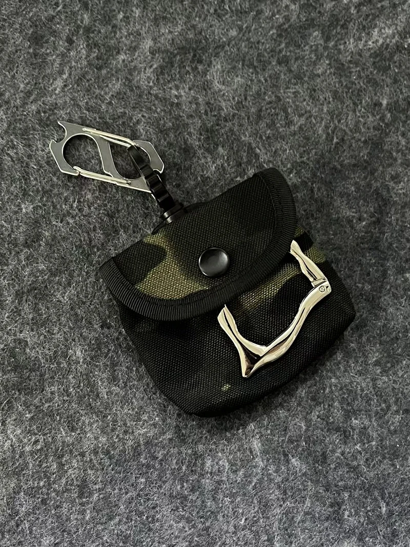 hooked vintage とアンダー テール キーホルダーの違い：IEWS メタルキーホルダーの実用性とトレンド分析