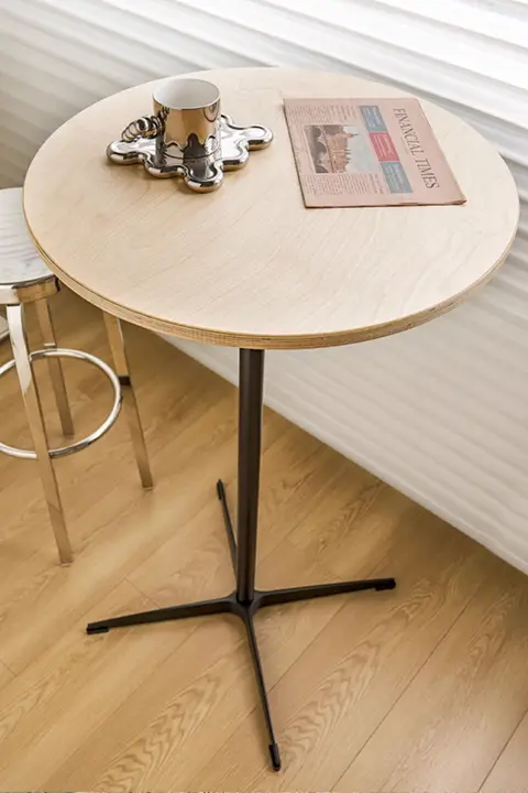 北欧デザインのハンギングバーチェアテーブル【アルミ合金製・高脚・カフェスタイル】