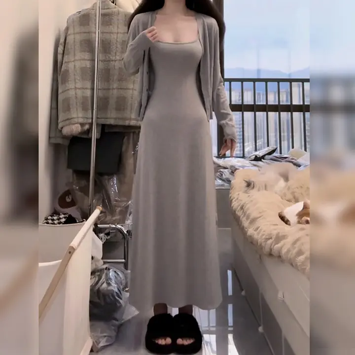 女性用 グレーのキャミソールワンピース【フランス風・タイトシルエット・秋用・春先に最適】（セットアップ対応）