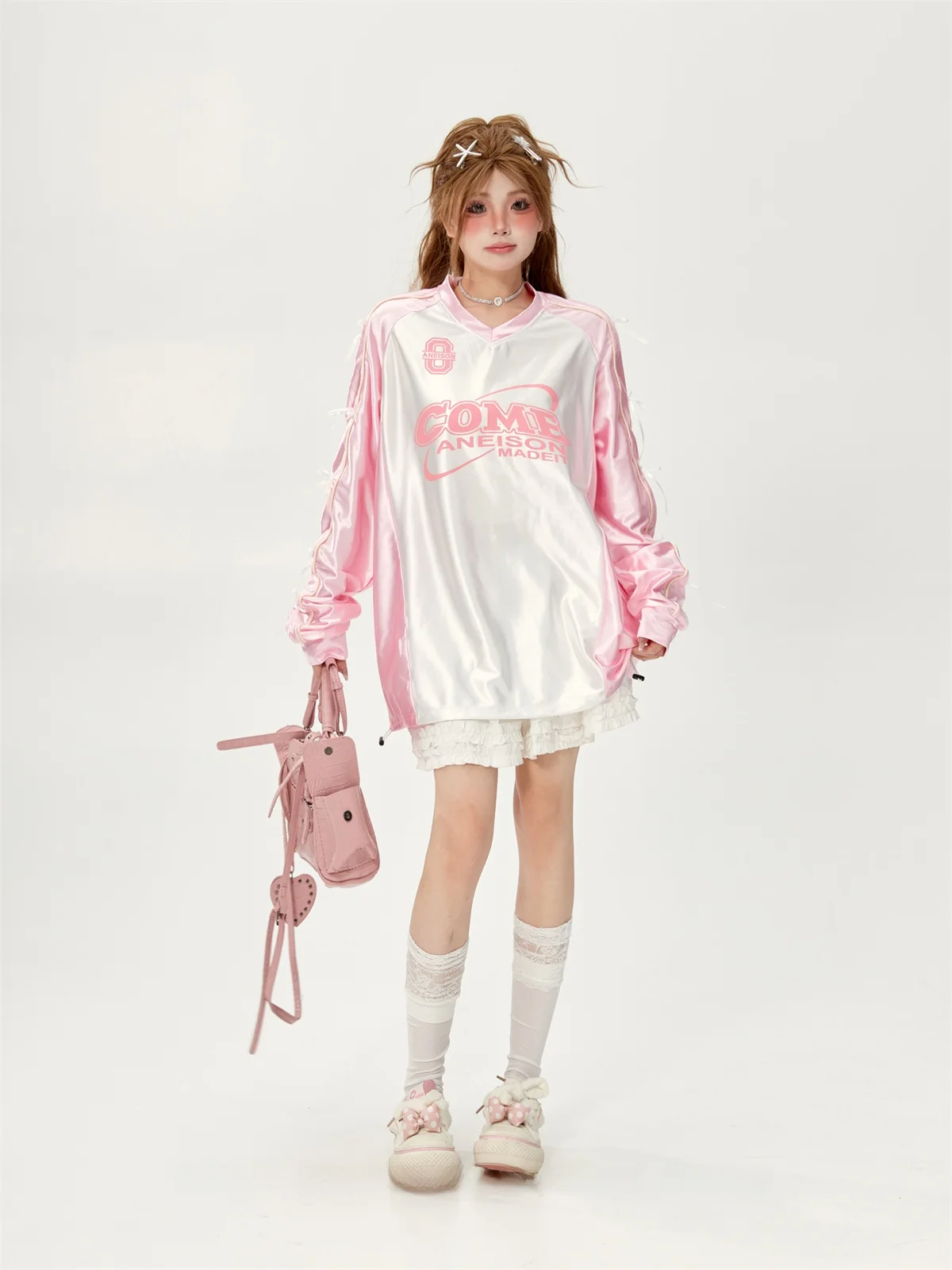 ラグビー風 ブルー ショルダー付き長袖Tシャツ：オーバーサイズデザインで日常使いに最適な通勤風アイテム