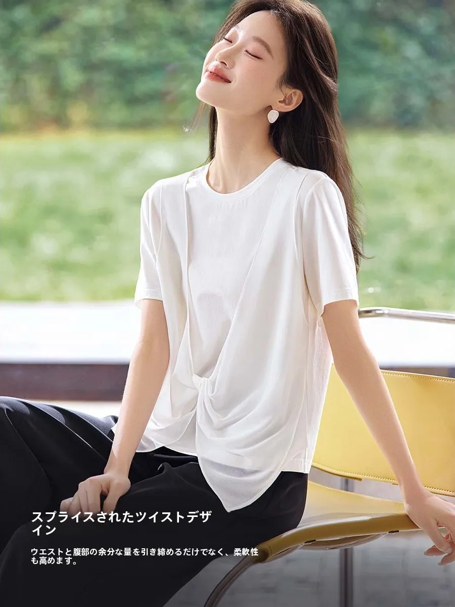 「Tシャツイン」で失敗しない着こなしは？捻りデザインのカジュアルTシャツが解決する3つの理由