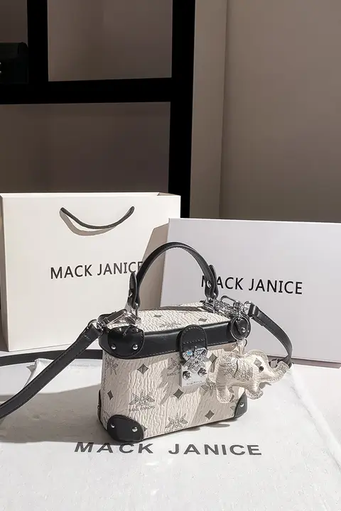 高級感あふれるデザイン！ボックス型ミニ財布【クラシック・多機能】