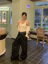 白色の薄手カーディガン【夏用・防晒・通気性・フィット感・ショート丈】