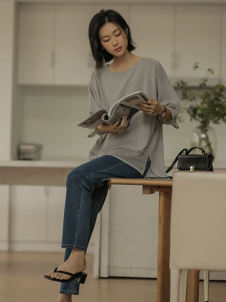春コーデ レディース 完全ガイド｜通勤に最適なレース切替Tシャツの着こなし術