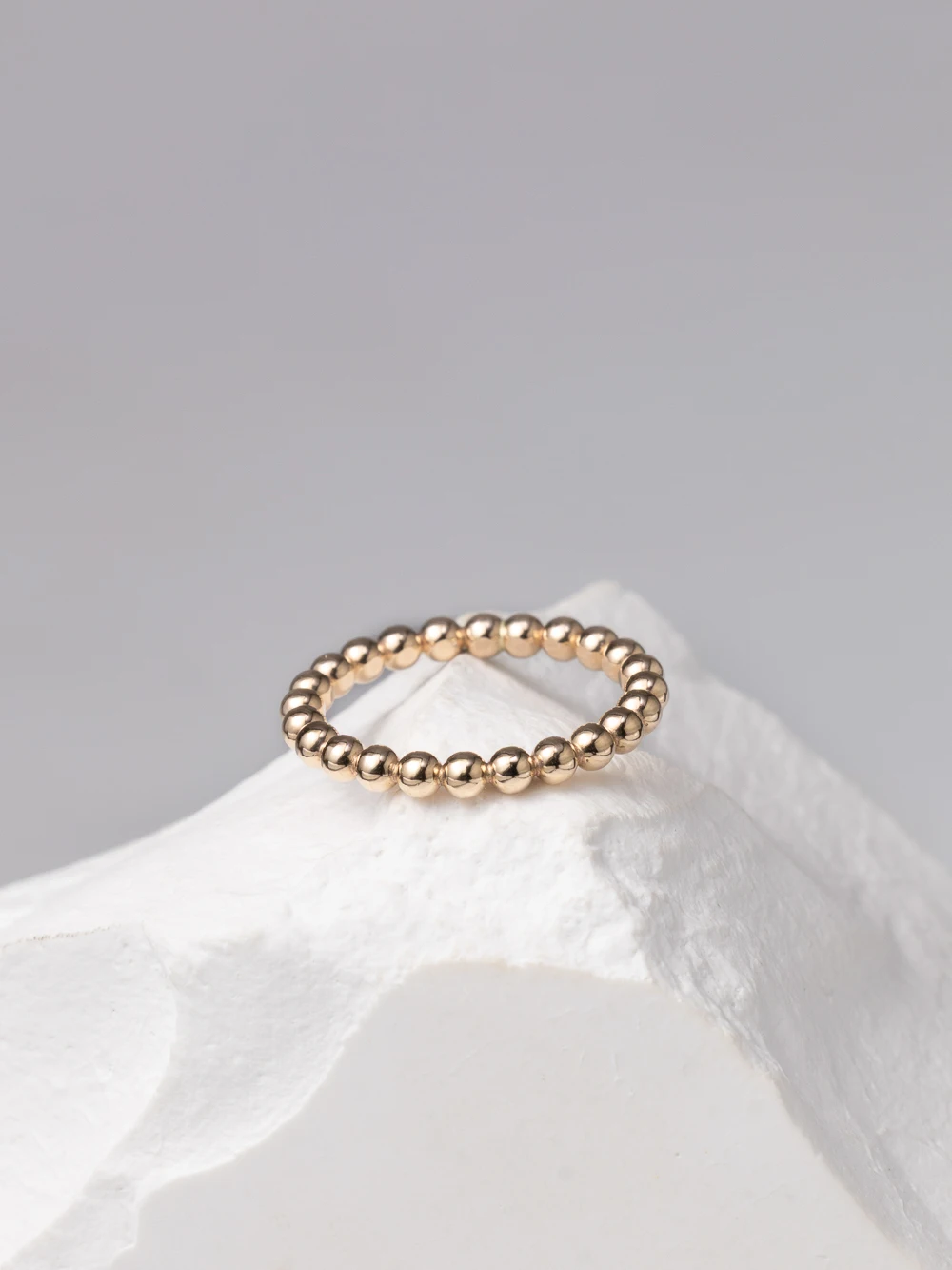 14k リングはどれくらいの価値があるか？そして、どんなシーンで活躍するのか？