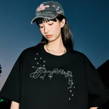 刺繍入りの短袖Tシャツ【夏用・コットン・ゆったりデザイン・レディース】