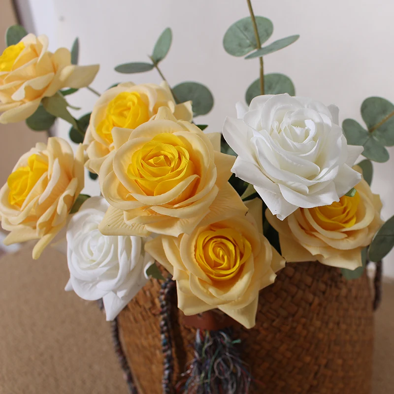 保湿効果のあるイエローの造花ローズ：ドライフラワー花束の飾り方と実用シーン