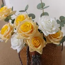 保湿効果のあるイエローの造花ローズ【デスクトップ装飾・撮影用】