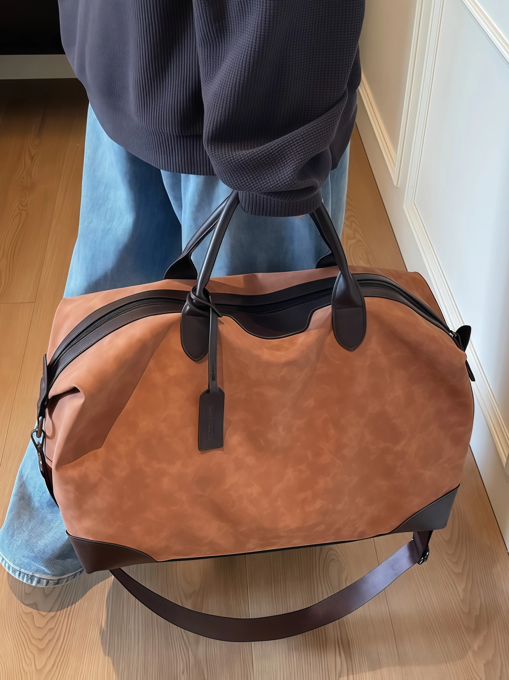 1泊2日旅行用バッグの選び方で迷わない！スタイリッシュで機能性も兼ね備えたトートバッグは？