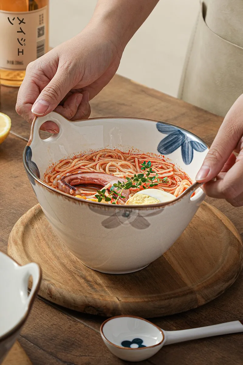 穴あけ不要のラーメンボウル【陶器製・創造的デザイン・家庭用】