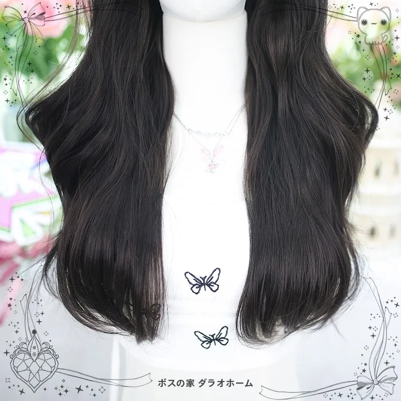 ロリータ風ロングカールウィッグ：アニメキャラクター風の全頭タイプで実現するヘアアレンジの自由
