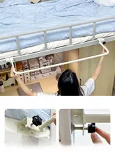 寝床サイド収納ラック【便利なハンガー付き・学生向け・スペース節約】