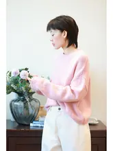 柔らかい全羊毛の丸首ニットセーター【ゆったりシルエット・秋用】