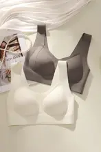 ノンワイヤー スポーツブラ【小胸向け・ソフトサポート・美しいバックデザイン・防振・引き上げ効果】