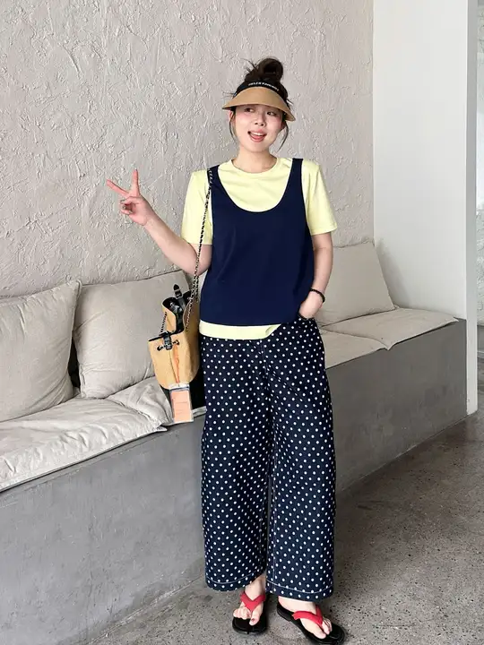 春のトレンド！コントラストカラー重ね着風Tシャツ【韓国風・ゆったりデザイン・女性向け】（セットアップ対応）