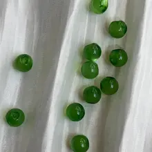 緑色の旗袍ボタン【円形・珠飾り】