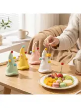 クリエイティブなクリスマスツリー型フルーツフォーク【高級ステンレス製・陶器収納容器付き・装飾用】（セットアップ対応）