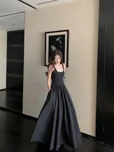 ブラックスリング 女性用ドレス 夏