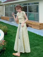 軽やかなニット半袖フラワープリントスカート【春夏用・エレガントデザイン・大人向け】（セットアップ対応）