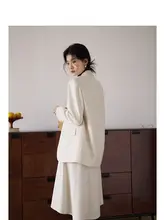 デザイン性のある薄手の女性用ジャケット【小柄向け・スーツスカート・春用】（セットアップ対応）