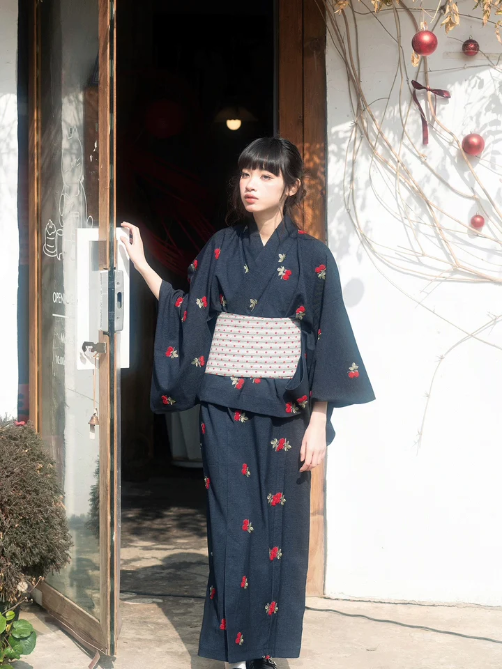 刺繍チェリー柄デニム二部式和服【旅撮影・和風スタイル】（セットアップ対応）