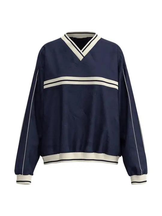 おしゃれな配色のVネック長袖シャツ【春季・女性用・ストリートスタイル】