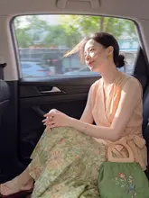 Vネックバンド付きノースリーブブラウス【軽やかでシンプル・夏用・スリムデザイン】（セットアップ対応）