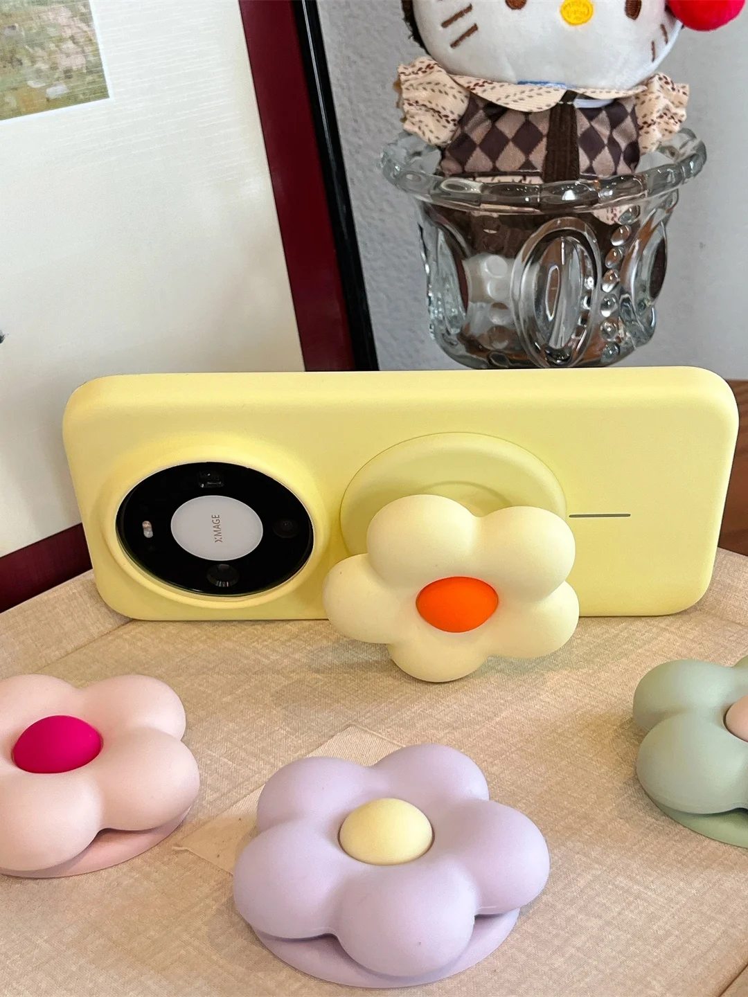 オフィスでスマホをしっかり固定するには、どんなスタンドがおすすめ？