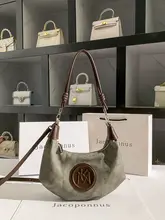 真皮製の斜め掛けバッグ【女性用・アンダーアームデザイン・グリーン・極上の柔らかさ】