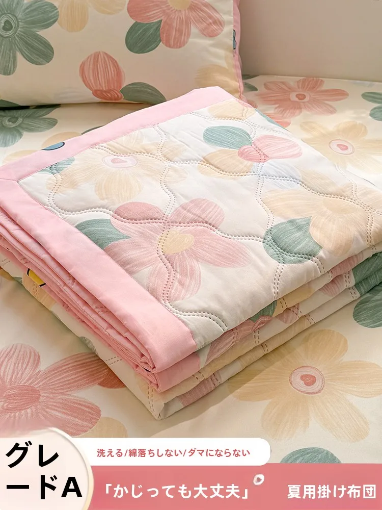 夏の部屋にぴったりのthrow blanketは、本当に存在するのか？