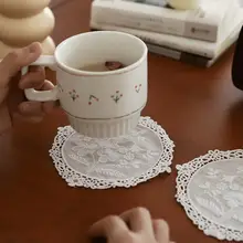 フラワー刺繍デザインコースター【純白レース・インテリアアクセサリー・撮影用】