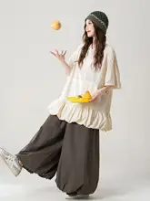 感のあるデザイン！フラワーベルスリーブのフード付きトップスとワイドパンツの夏用コーデ（セットアップ対応）