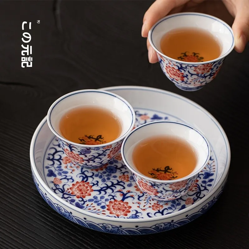 青花模様の陶製お茶セット用トレー：高級感ある蓋付き茶碗と点心皿の使い方と品質評価