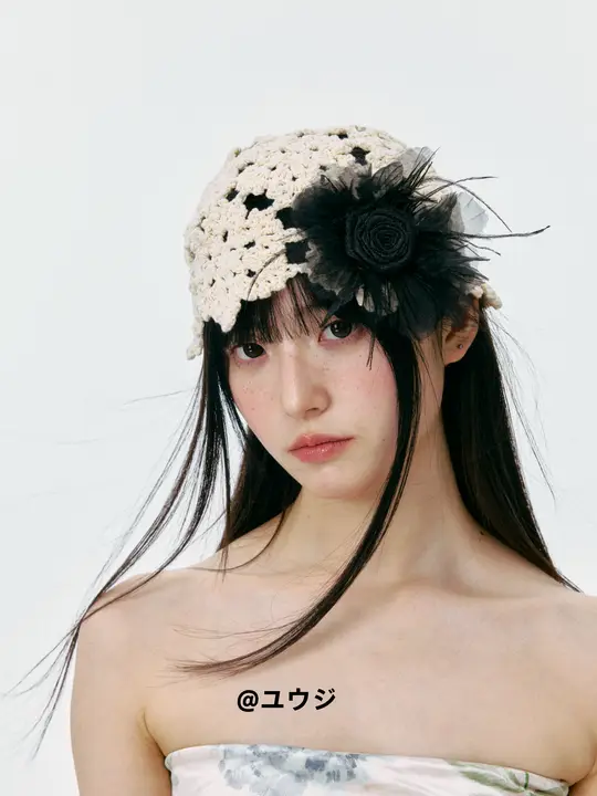 春夏秋にぴったり！リーフデザインのクロシェニットキャップ【透かし編み・カジュアルスタイル】