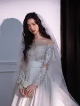 高級感あるレースのロングヴェール【ビンテージ風・花柄レース】