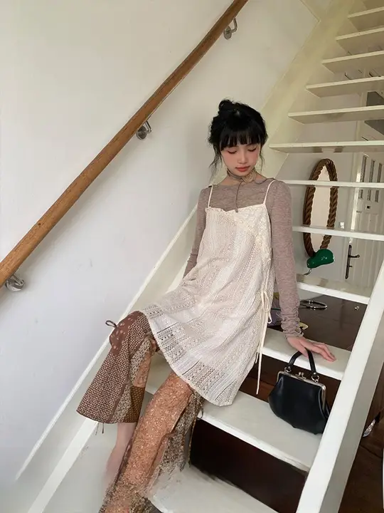 レース透かしデザイン タンクトップドレス【ノースリーブ・小規模デザイン・春用】